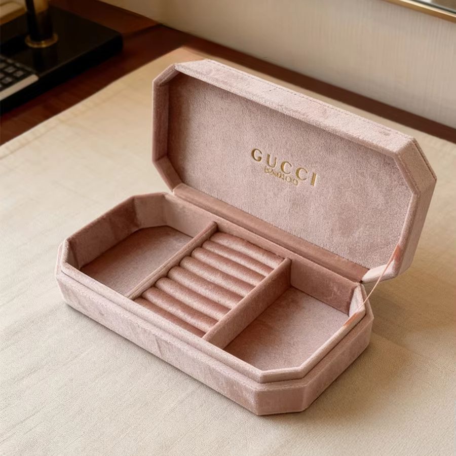 Ysl Beauty Makeup - Gucci Gucci’s bag Light Pink Velvet
