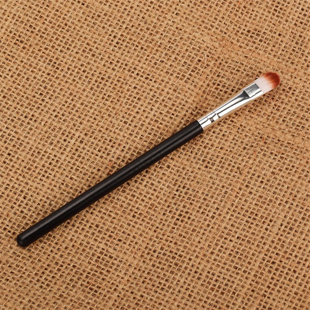 Eyeshadow Applicator Fluffy Ey - X Beauty Makeup review and price