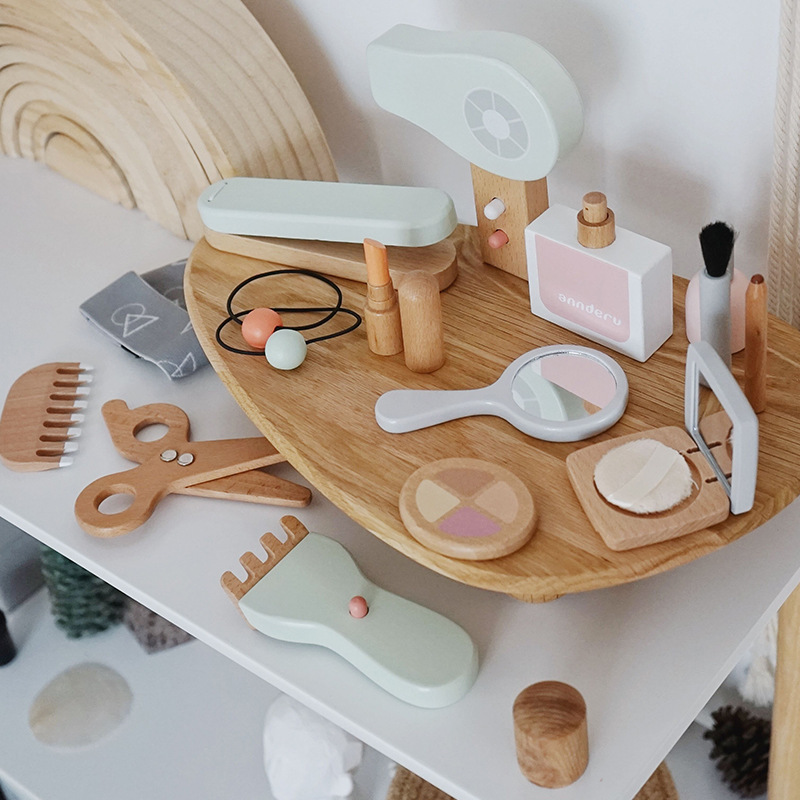 New Children Wooden Simulation - Beauty Makeup Games review and price